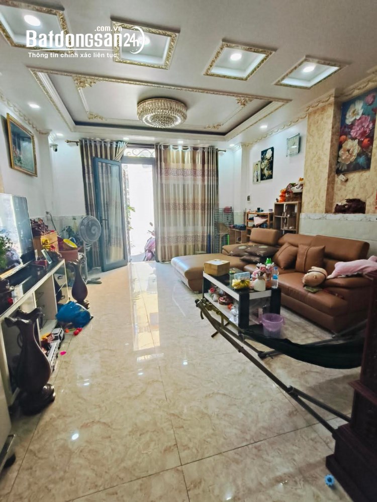 Nhà 4 tầng, 55m2, giá 9.5 tỷ, Đường Bùi Minh Trực, Phường Chánh Hưng (Quận 8 cũ).