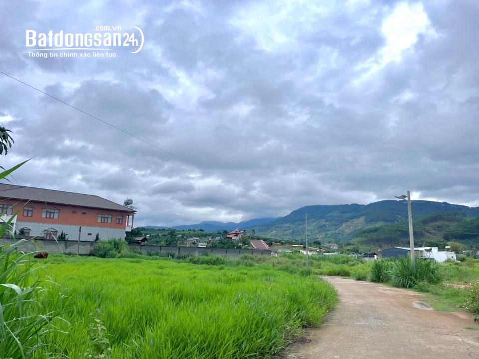 Bán đất 558m2, nở hậu, giá 1.3 tỷ, Tỉnh lộ 725, Xã Nam Ban Lâm Hà, Lâm Đồng