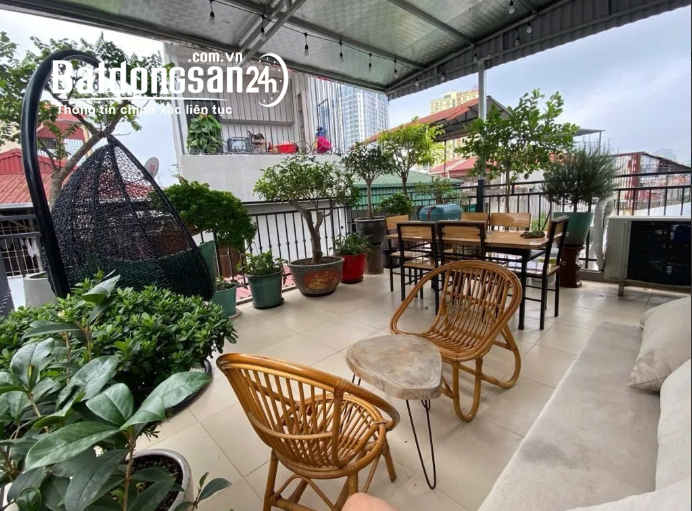 Nhà Lạc Trung/ Hai Bà Trưng – Ô Tô Đỗ Cửa – Lô Góc Thoáng Sáng – Chỉ 8,45 Tỷ.