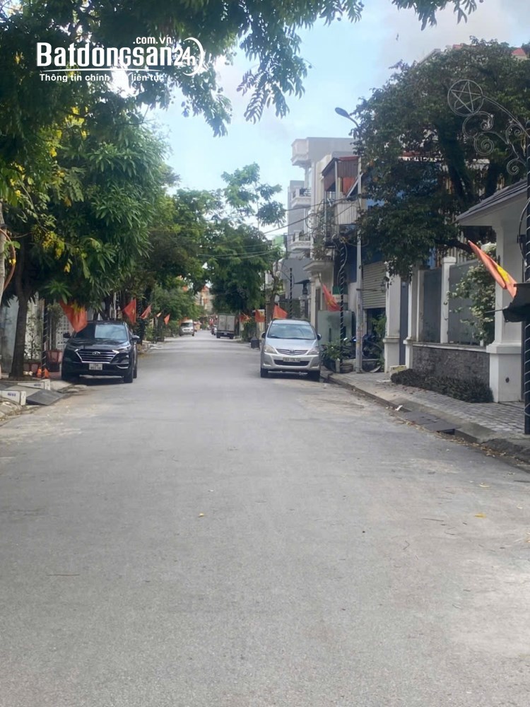 Bán 100m² Đất Hải An/Hải Phòng, Đường 7m, Ô Tô Đỗ Cửa, giá 6.5 tỷ.