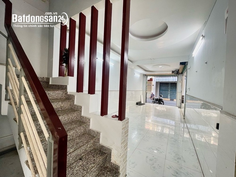 Bán Nhà 3 Tầng Hẻm Xe Hơi Dạ Nam, Quận 8 – Dòng Tiền 18 Triệu/Tháng.