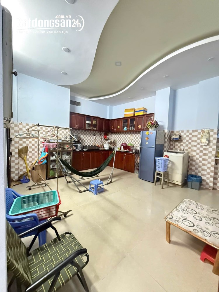 Nhà hẻm Dương Bá Trạc Quận 8 – 76m2 – 2 tầng 4PN – Giá 8.1 tỷ.