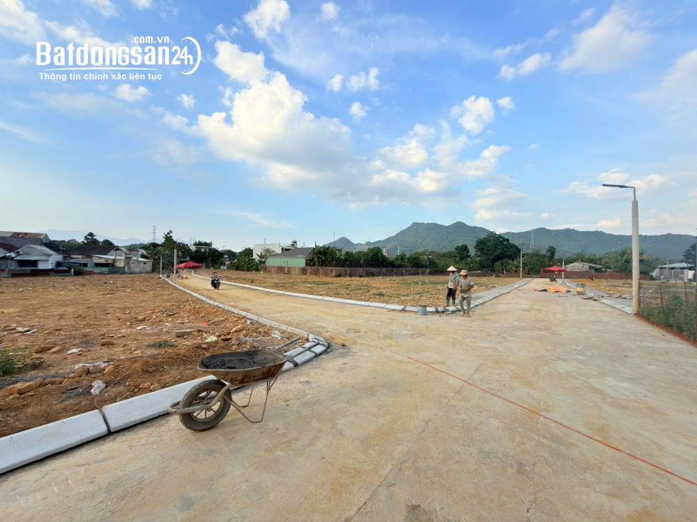 Đất nền cửa ngõ Bà Nà Hills, từ 120m2, từ 1.6 tỷ, sổ hồng từng nền, cạnh Khu thương mại tự do.