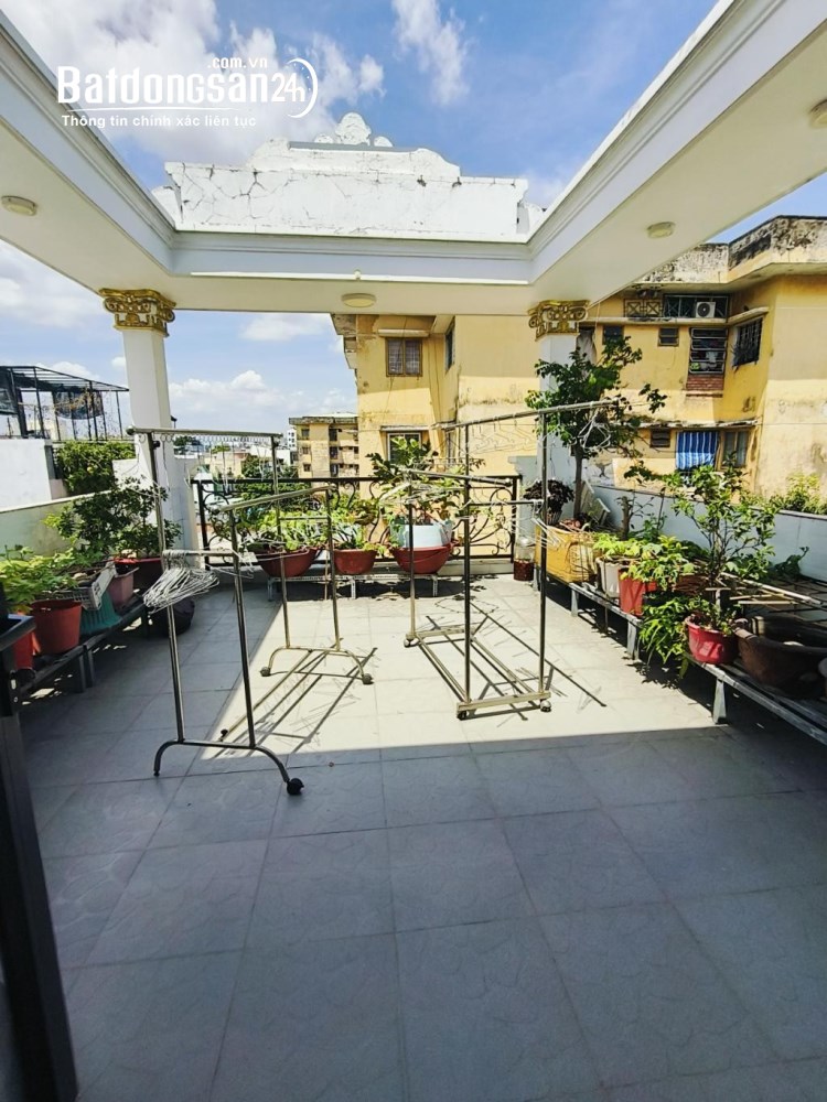 Nhà 2MT, HXH Bùi Minh Trực - Quận 8, 35m², cách mặt phố 1 căn, giá 5.2 tỷ.