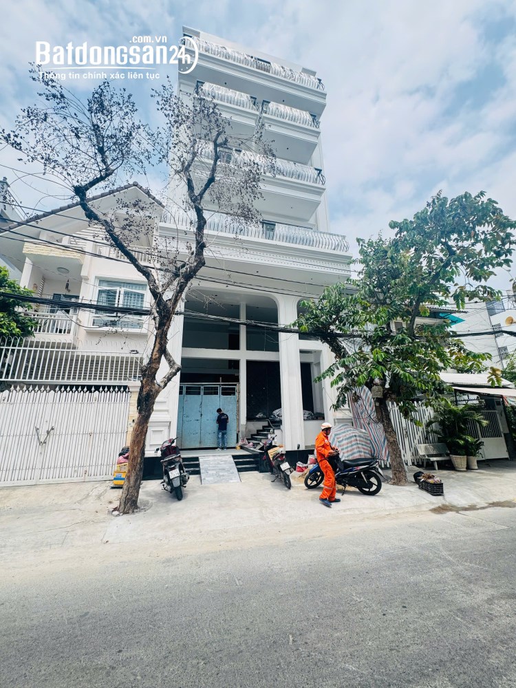 Bán tòa CHDV Cư Xá Ngân Hàng - Quận 7, 133m2, Hầm 6 tầng, dòng tiền 200 tr/th, giá 43 tỷ.