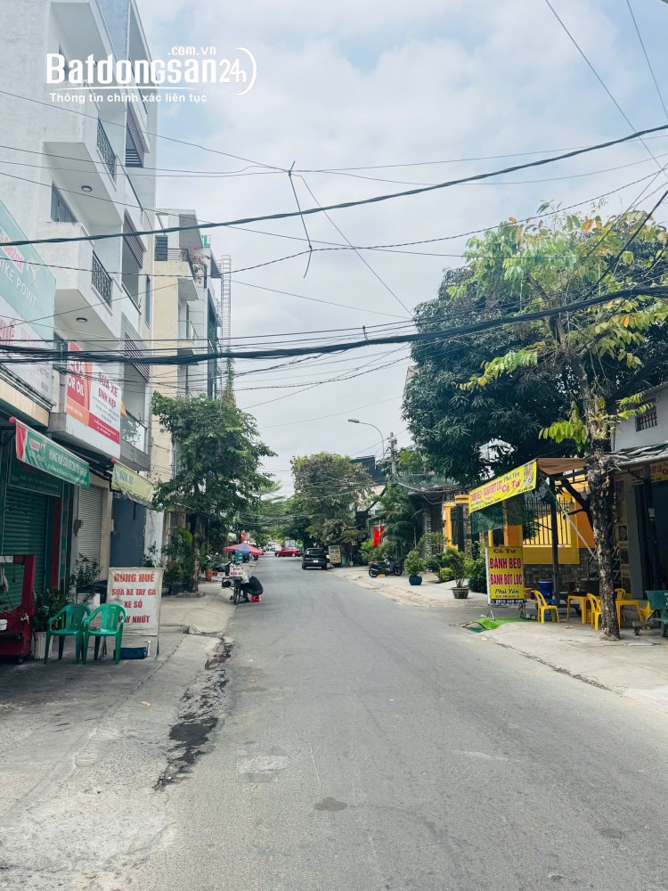 Bán tòa CHDV Cư Xá Ngân Hàng - Quận 7, 133m2, Hầm 6 tầng, dòng tiền 200 tr/th, giá 43 tỷ.