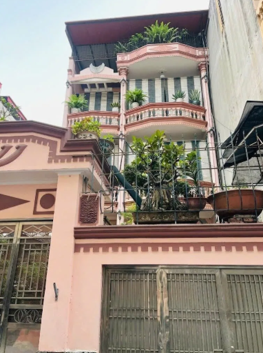 Bán nhà vườn mặt phố Lê Trọng Tấn 260m2 x 5 tầng thang máy, lô góc 2 mặt đường.