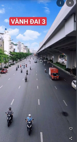 Bán căn hộ chung cư 70m2 2PN đường Nguyễn Xiển, Hoàng Mai, full nội thất cao cấp.
