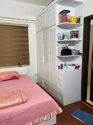 Bán căn góc chung cư Phùng Hưng 90m2 2PN tầng trung gần viện K Tân Triều.