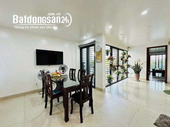 Bán shophouse An Vương 180m2, 4 tầng, mặt đường Lê Quang Đạo, MT 9m có thang máy.
