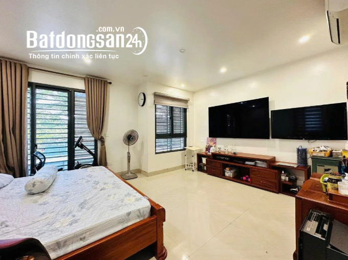 Bán shophouse An Vương 180m2, 4 tầng, mặt đường Lê Quang Đạo, MT 9m có thang máy.