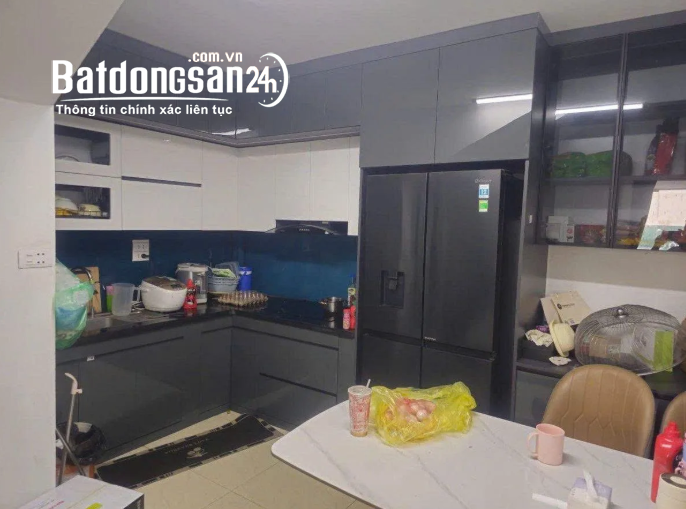 Bán nhà mặt phố Lý Thường Kiệt Hà Đông, 40m2, 4 tầng, lô góc, kinh doanh sầm uất.