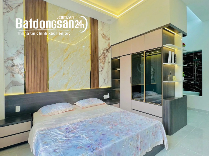 Bán nhà 3 tầng, 48m2, mặt tiền đường bê tông 7m, xã Xuân Thới Sơn, Hóc Môn.