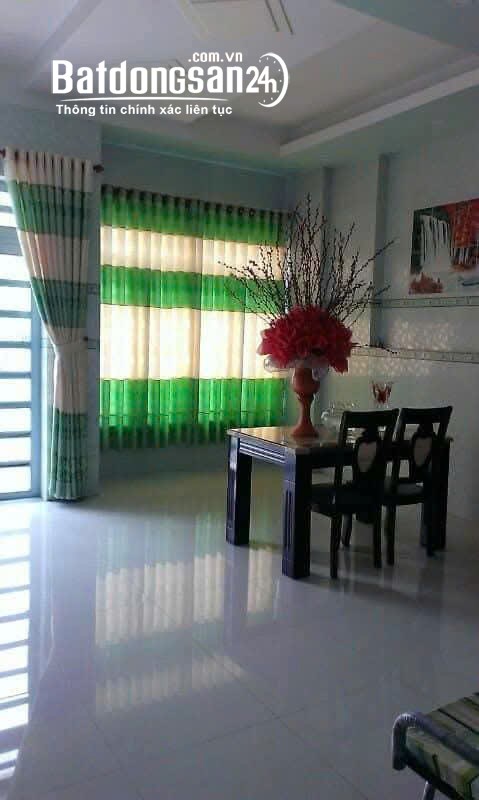 Nhà chính chủ 1 trệt 2 lầu, Phan Văn Hớn, Hóc Môn, diện tích 120m2, nở hậu, full nội thất, giá 6.5 