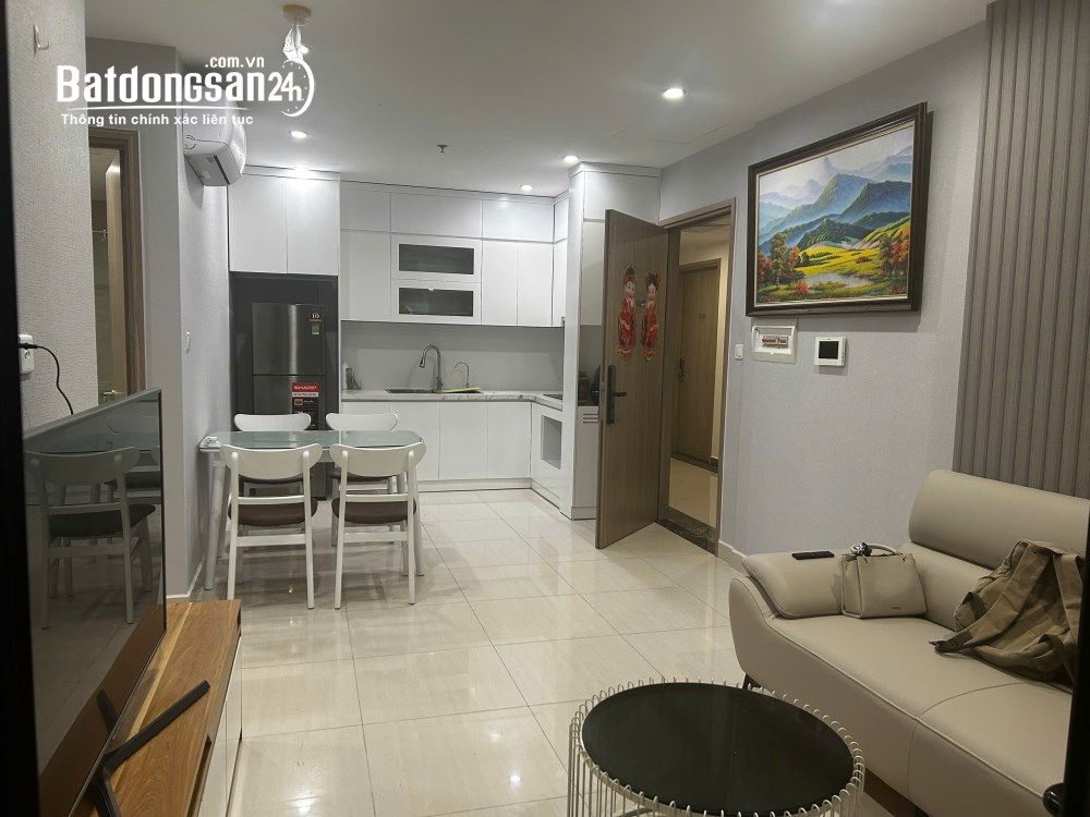 Căn hộ 3PN, 75.3m2, full nội thất, tầng trung, Gia Lâm, view thoáng không góc chết, giá 4.65 tỷ.