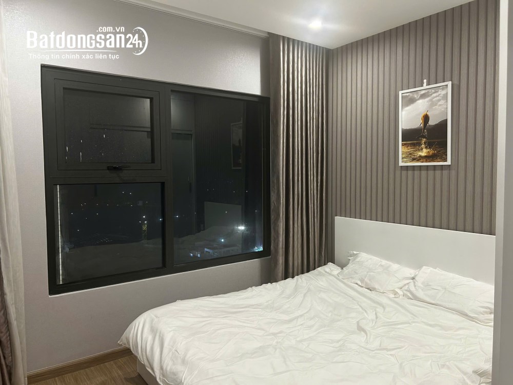 Căn hộ 3PN, 75.3m2, full nội thất, tầng trung, Gia Lâm, view thoáng không góc chết, giá 4.65 tỷ.