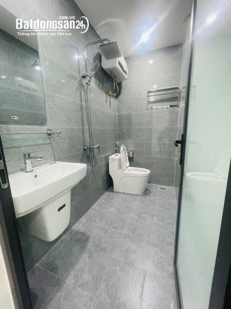 Bán nhà đẹp tại Cát Linh, Hải An, Hải Phòng, Diện tích 48.9m² – 3.5 tầng – Giá ưu đãi chỉ 2.5 tỷ.