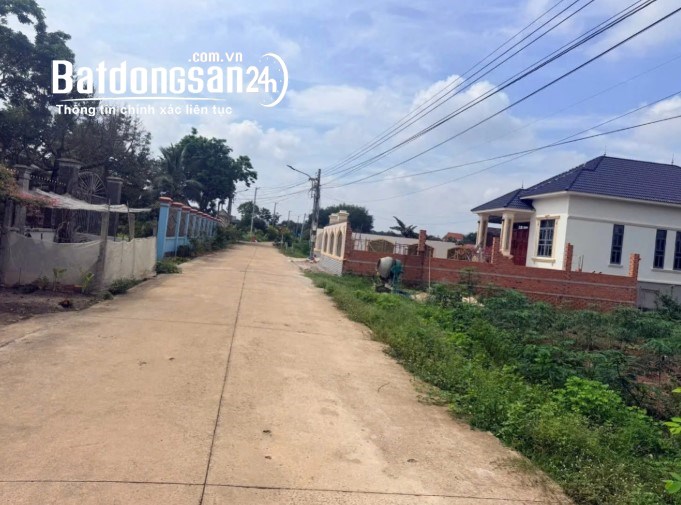  LÔ GÓC 2 MẶT TIỀN – NGANG 29M – GẦN CHỢ & KCN/ TP. HCM, 1000HA – CHỈ 500 TRIỆU
