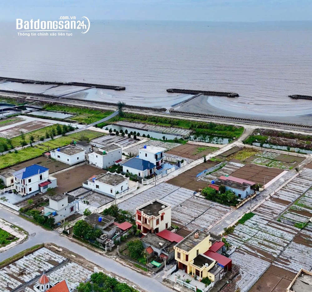 Bán gấp lô đất 98m² – Đối diện bãi tắm Hải Xuân, Hải Hậu – Lô góc 2 mặt tiền – Giá 1.3 tỷ.