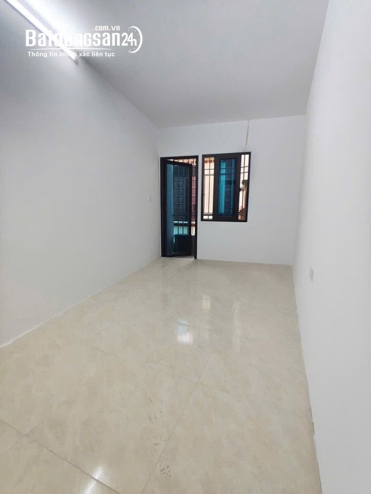Bán nhà 4 tầng Khương Đình, Thanh Xuân – Nhà đẹp, ở ngay – Giá chỉ 3.65 tỷ.