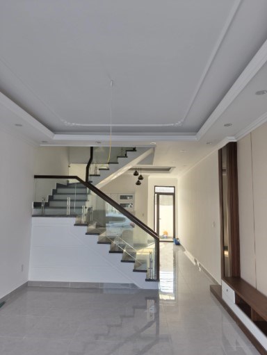 Bán nhà 3 tầng mới xây tại Lâm Động, Thủy Nguyên – 64.8m² – Đường 9m – Giá 3.2 tỷ.
