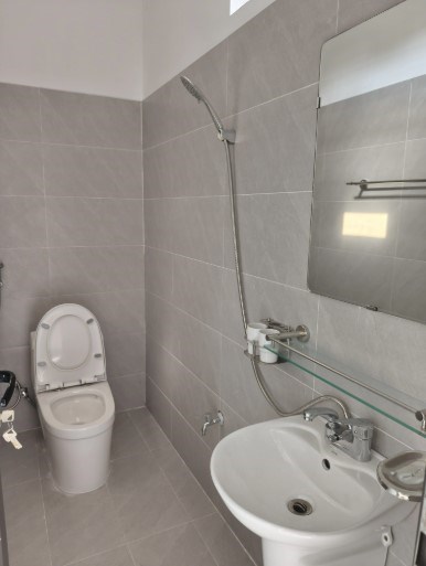 Bán nhà 3 tầng mới xây tại Lâm Động, Thủy Nguyên – 64.8m² – Đường 9m – Giá 3.2 tỷ.