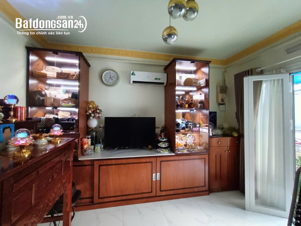 Cho thuê căn hộ 70m², 2 phòng ngủ, Nguyễn Cửu Vân, Bình Thạnh, giá 8 triệu/tháng.
