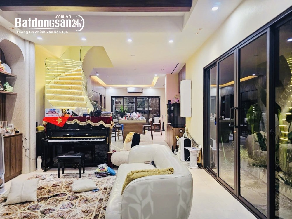 Bán nhà biệt thự 5 tầng Mỗ Lao, Hà Đông – Lô góc 110m², thiết kế sang trọng.