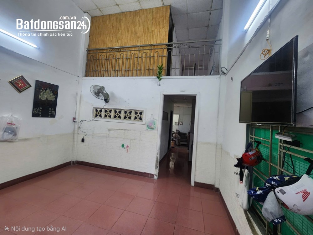 Bán nhà 42m² hẻm 270 Huỳnh Tấn Phát, Quận 7 – Giá 4,9 tỷ.