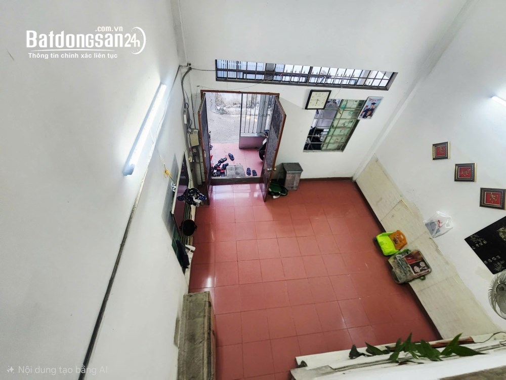 Bán nhà 42m² hẻm 270 Huỳnh Tấn Phát, Quận 7 – Giá 4,9 tỷ.