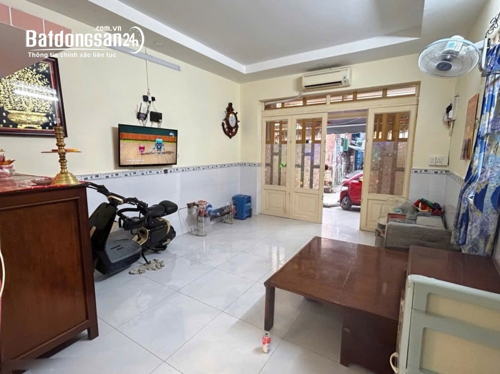 Bán nhà Đ. Dương Bá Trạc, phường Chánh Hưng, quận 8 – Lô góc thoáng mát – 44m² – Giá 4,5 tỷ.