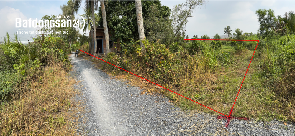 Bán đất thổ cư xã Bình Đức, tỉnh Tây Ninh (Long An) – Tổng 564,6m² – Giá 1,89 tỷ.