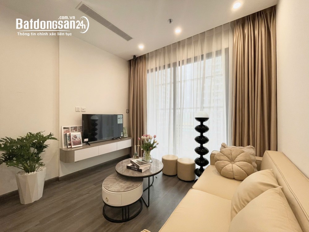 Bán căn hộ 1PN Vinhomes Ocean Park 1 - Tầng trung, Full nội thất cao cấp - Giá 3.29 tỷ.