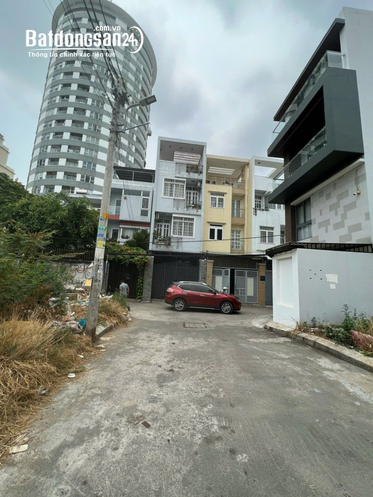 Bán đất 80m2, giá 9.5 tỷ, hẻm xe tải 1365 Huỳnh Tấn Phát, phường Phú Thuận, Quận 7.