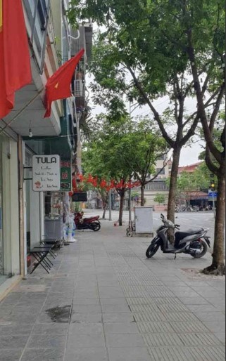 Bán nhà mặt phố Ngô Gia Tự, Việt Hưng, Long Biên - 40m2 - Giá 12.3 tỷ.