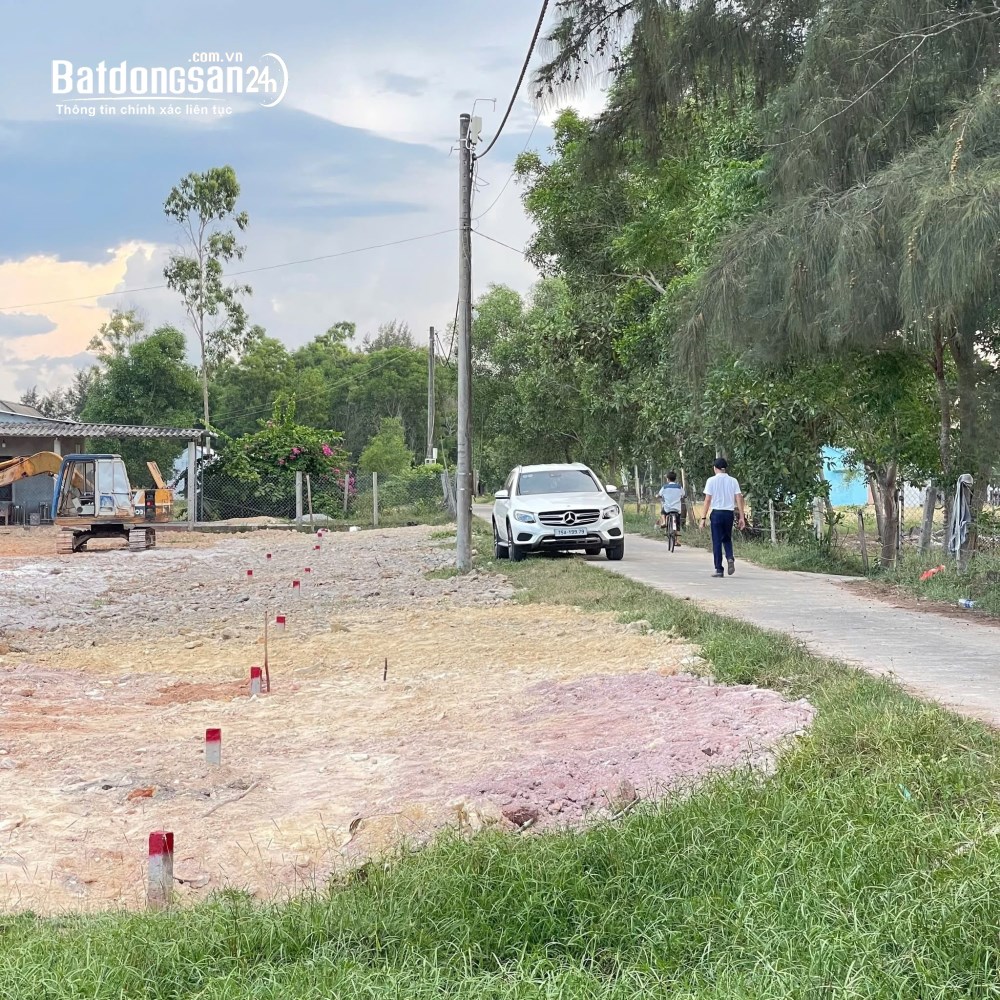 Bán đất gần biển tại Phú Vinh, Vinh An – diện tích 137,6m2, giá 370 triệu.