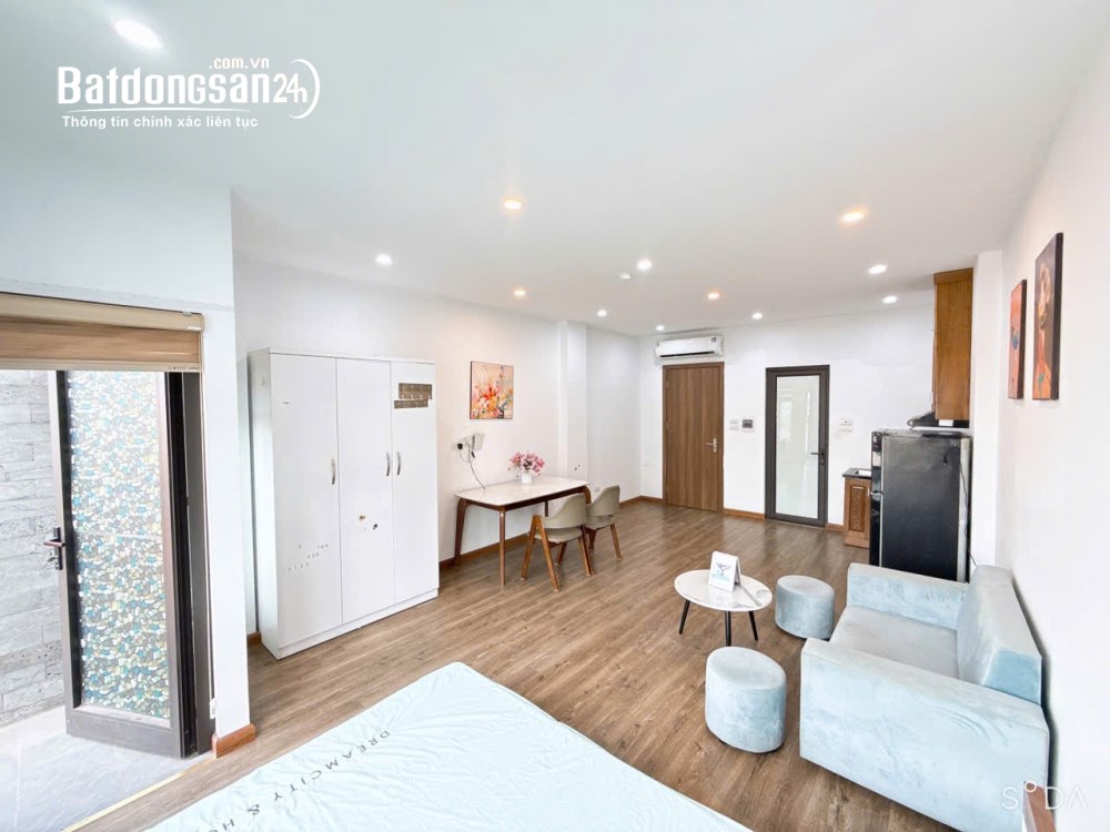 Cho thuê căn hộ dịch vụ 35m² tại số 445 Lạc Long Quân - Giá 6,5 triệu/tháng.
