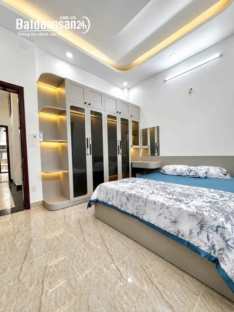 Nhà Phú Mỹ, Quận 7 - 50,5m² - 3 tầng mới hoàn thiện - Giá 10,5 tỷ.