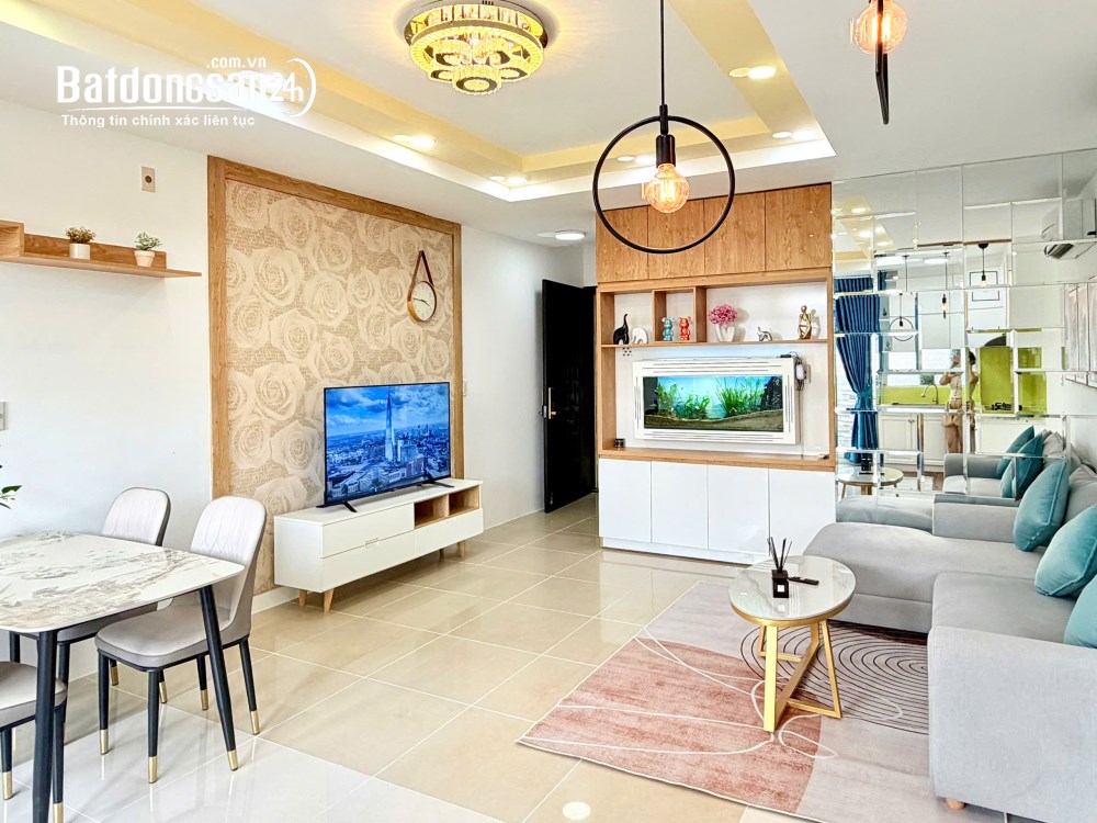 Chính chủ căn góc 83m2 Hoàng Kim sổ hồng sẵn, nhà mới, thanh toán 950tr ở ngay
