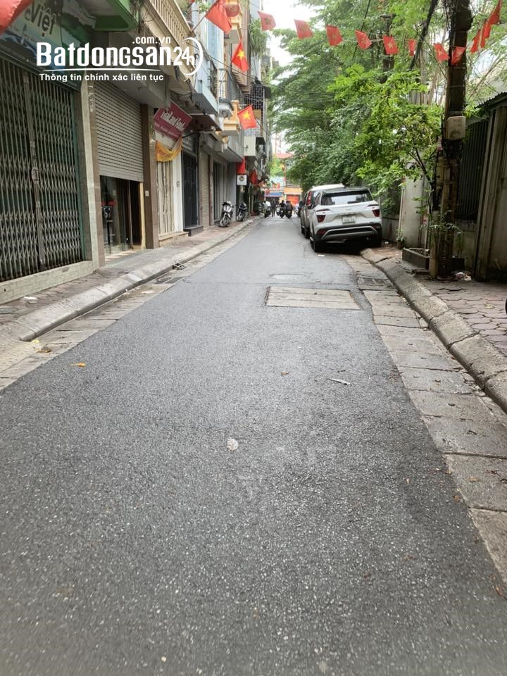 Bán Nhà phố Bạch Mai - 5 tầng, kinh doanh 20 triệu/tháng - Vị trí ô tô tránh.