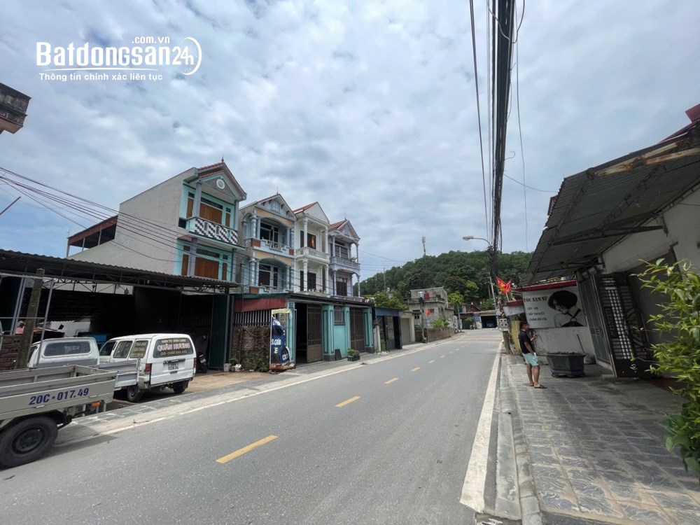 Cơ hội sở hữu 93m² đất mặt trục chính Phú Hữu, Mê Linh - Sổ đỏ chính chủ.