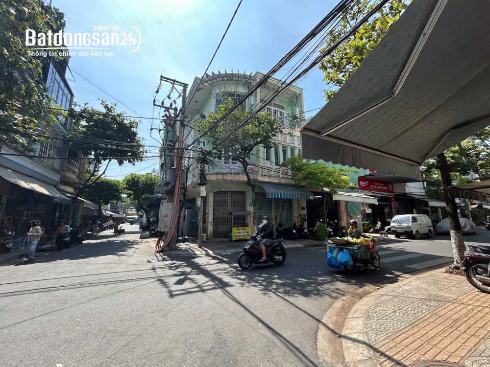 Nhà góc 2 mặt tiền đường Cô Bắc - Mạc Đĩnh Chi, Hải Châu, Đà Nẵng, 87m², giá trị kinh doanh cao.