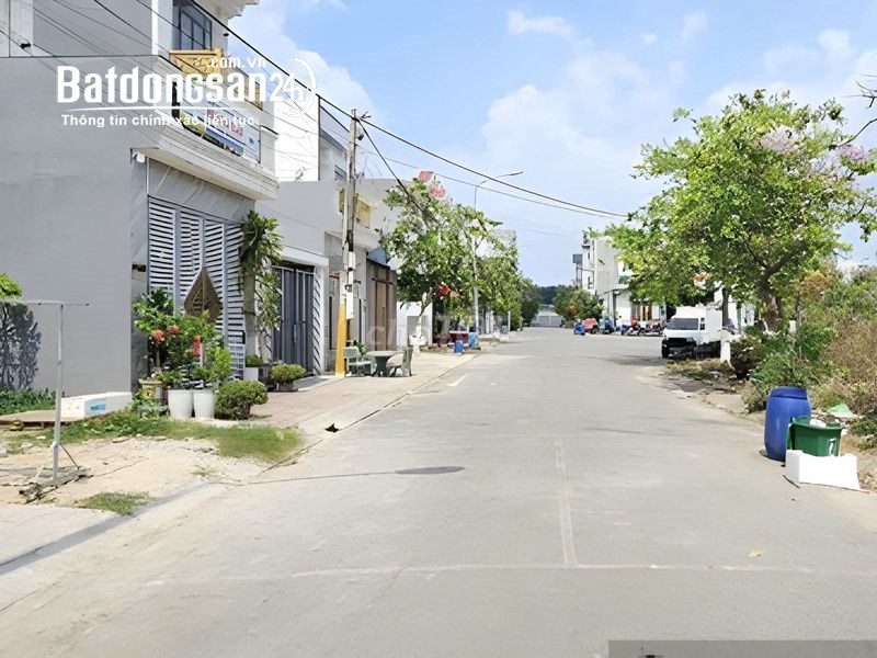 Bán đất Phố 56, Xã Hải Hậu, Tỉnh Ninh Bình - 110m2 - 1.5 tỷ đồng - Đất thổ cư tiềm năng.