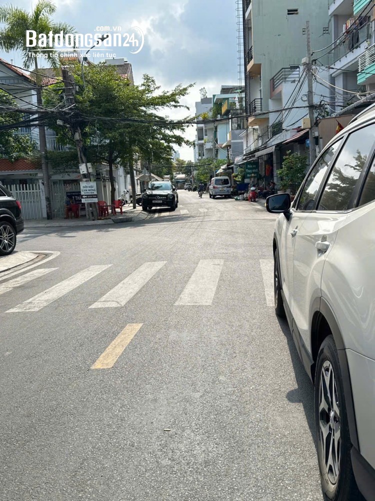 Bán nhà mặt tiền hẻm nhựa 10m - Huỳnh Tấn Phát, Phú Thuận, Quận 7 - Giá 5,5 tỷ.