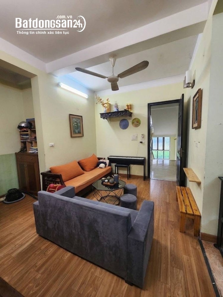 Bán căn hộ chung cư tầng 3, phố Láng Hạ – Trung tâm Ba Đình, diện tích 60m².