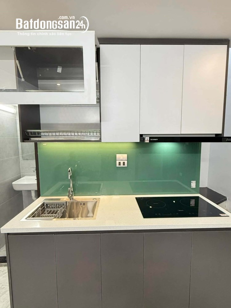 Bán nhà đẹp phố Kim Mã, Ba Đình – 25m², 5 tầng, vị trí trung tâm, cách ô tô chỉ 10m.