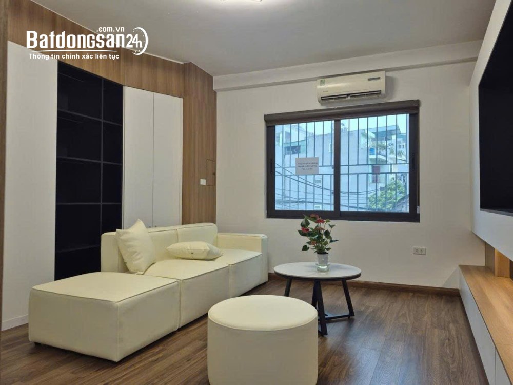 Chấn động lai xá, Hoài Đức, TP Hà Nội - nhà 6 tầng thang máy giá cực mềm - tặng full nội thất.