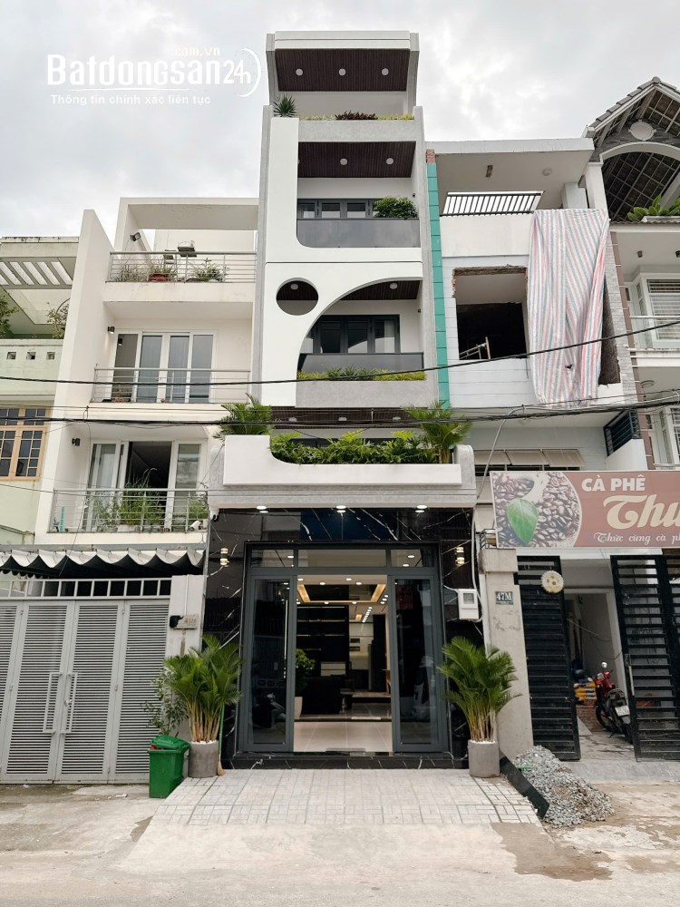 Bán nhà tại khu cư xá Ngân Hàng, quận 7 – 2 mặt tiền, có thang máy, giá 22.8 tỷ.