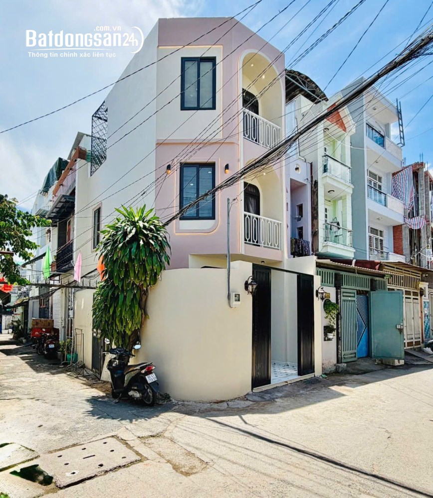 Bán nhà đẹp 3 tầng tại Gò Vấp – Sát Cityland, Lotte Mart, hẻm xe hơi.