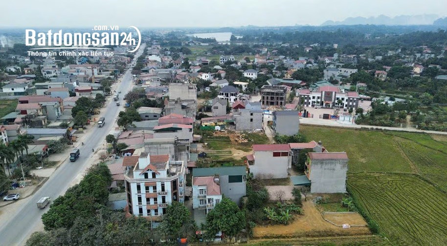 Bán lô đất đấu giá 72m² - Nam Phương Tiến, Chương Mỹ, Vị trí đắc địa, giá 2.35 tỷ.